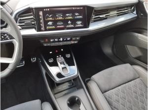 Audi Q4 e-tron 55 quattro S line