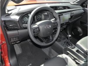 Toyota Hilux 2,8D 4x4 DC+Invincible +AHK+Navi+R.Kamera+