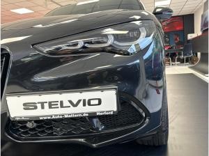 Alfa Romeo Stelvio Veloce MY24 2.0 Turbo Q4 AHK 21" Panoramadach