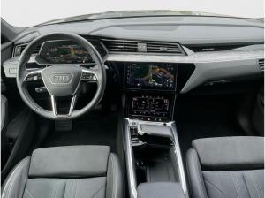 Audi Q8 Sportback e-tron 55 S line quattro HUD Matrix
