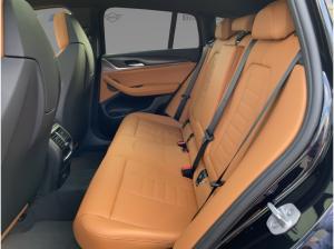 BMW X4 xDrive30d LED ACC PanoSD Laser ///M-Sport