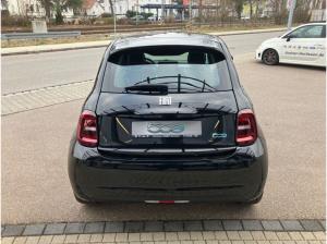 Fiat 500e 42kWh 87kW (118 PS)