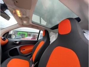 smart ForTwo coupe Colour Edition ALU-Rad SHZ Panorama
