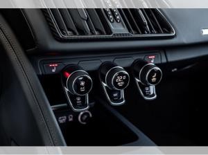 Audi R8 Coupe V10 performance quattro S tronic