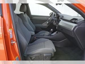 Audi Q3 45 TFSI e S line AHK CarPlay LED Navi DAB+