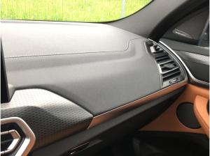 BMW X4 M40d A Head-Up Laser AHK