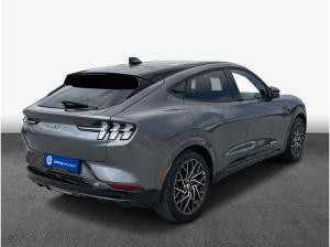 Ford Mustang Mach-E AWD GT , 5-türig (Elektrischer Strom)