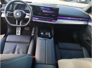 BMW i5 eDrive40 M-Sport/AHK/Panorama UPE:101.450