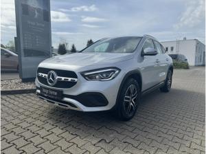Mercedes-Benz GLA 180 Progressive+LED+SHZ+7G-DCT+CarPlay