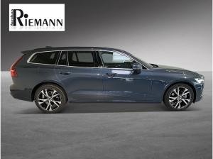 Volvo V60 Kombi Core B4 + Fahrassistenz-Paket