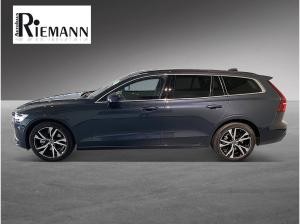 Volvo V60 Kombi Core B4 + Fahrassistenz-Paket
