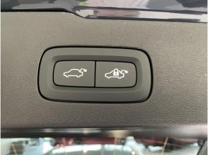 Volvo V60 Kombi Core B4 + Fahrassistenz-Paket