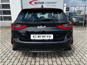 Kia Ceed cee'd 1.5 Turbo DCT7 Vision Komfort+