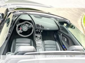 Audi R8 Spyder V10 performance quattro, inkl. Voll-Folierung, 8-fach Bereift