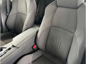 Toyota C-HR 2.0 Hybrid Team D +Navi+Klima+SHZ+CarPlay++