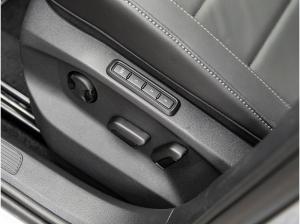 Volkswagen T-Roc 1,5 TSI DSG R-Line, AHK, Kamera, IQ-LED, Leder