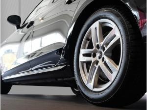 Audi A4 Avant 40 TFSI quattro S line AHK Panorama ACC