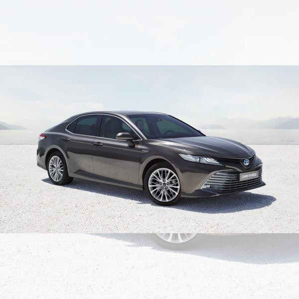 Foto - Toyota Camry Hybrid Business Edition