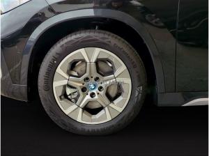 BMW iX1 xDrive30 Navi LED PDC SHZ xLine Premium
