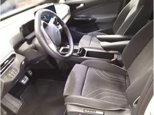 Volkswagen ID.5 Pro 150kW AHK Komfort Infotainment Assistenz Interieur