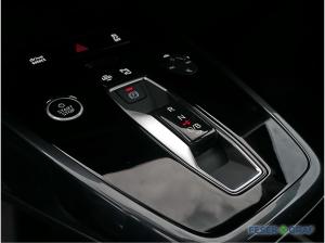 Audi Q4 e-tron Q4 Sportback e-tron 50 S line AHK ACC Matrix Pan