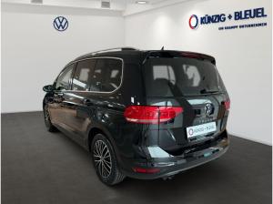 Volkswagen Touran Highline 2,0 l TDI DSG AHK 7Sitz Kamera Navi