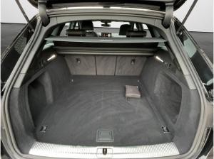 Audi A4 Avant 40 TDI S tronic quattro S line