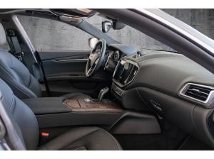 Maserati Ghibli Hybrid Executive