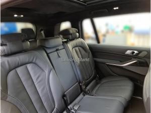 BMW X7 M50i Navi Leder Standheizung Anhängerkupplun