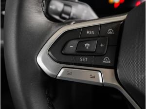 Volkswagen Passat Business 2.0 TDI DSG AHK Matrix HuD el.Heckklap.