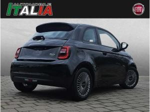 Fiat 500e 42 kWh - mit 16" Felgen und Schwarz - Fiat Regensburg sofort verfügbar