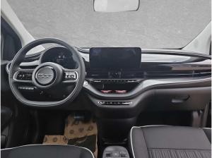 Fiat 500e 42 kWh - mit 16" Felgen und Schwarz - Fiat Regensburg sofort verfügbar