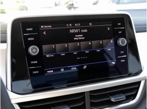 Volkswagen T-Roc 1,5 TSI DSG Move LED AHK App-Connect 17"