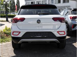 Volkswagen T-Roc 1,5 TSI DSG Move LED AHK App-Connect 17"