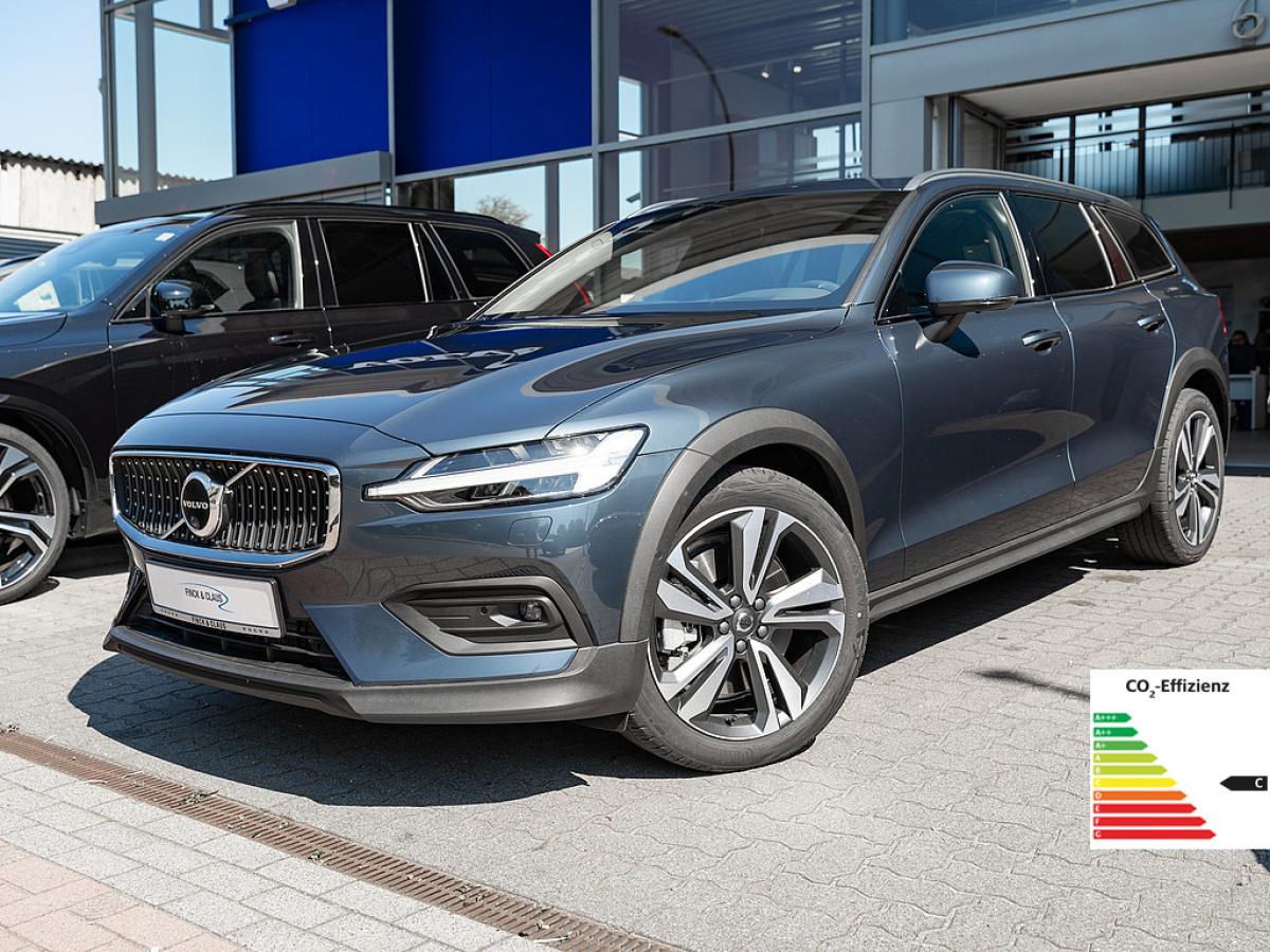 Volvo V60 Cross Country Ultimate B5Benzin