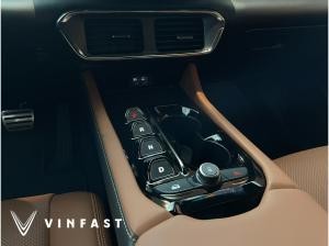 VinFast VF8 PLUS | 🔋⚡️10 Jahre Garantie - Panorama-Schiebedach - Umfang. ADAS Paket⚡️