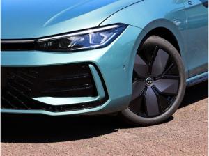 Volkswagen Passat R-Line 2,0 l 4M DSG/LEDER/NAVI PRO MAX/AHK/HARMAN KARDON