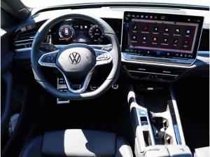 Volkswagen Passat R-Line 2,0 l 4M DSG/LEDER/NAVI PRO MAX/AHK/HARMAN KARDON