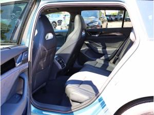 Volkswagen Passat R-Line 2,0 l 4M DSG/LEDER/NAVI PRO MAX/AHK/HARMAN KARDON