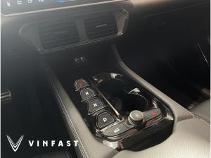 VinFast VF8 ECO | 🔋⚡️ 10 Jahre Garantie - 4x4 Antrieb - Umfang. ADAS Paket⚡️