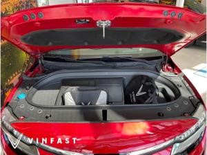 VinFast VF8 ECO | 🔋⚡️ 10 Jahre Garantie - 4x4 Antrieb - Umfang. ADAS Paket⚡️