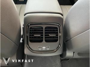 VinFast VF8 ECO | 🔋⚡️ 10 Jahre Garantie - 4x4 Antrieb - Umfang. ADAS Paket⚡️