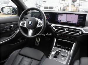BMW 330 i xDrive*M-Sportpaket*Glasdach*Leder*LED*AHK*
