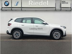 BMW iX1 eDrive20 AHK Komfortzugang Sitzhzg. Vorn