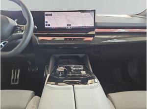 BMW i5 eDrive40 M Sportpaket Pro*20 Zoll*Bowers*Panorama*