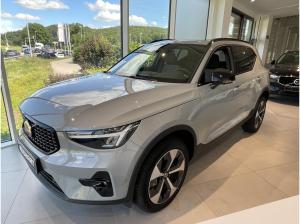 Volvo XC 40 Plus Dark B4