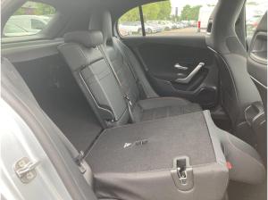 Mercedes-Benz A 200 Kompaktlimousine AMG Line/Navi/Distronic * kurzfristig verfügbar *
