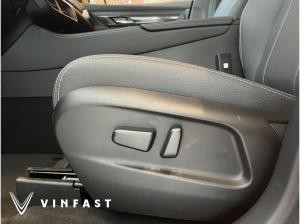 VinFast VF8 ECO | 🔋⚡️ 10 Jahre Garantie - 4x4 Antrieb - Umfang. ADAS Paket⚡️🔋