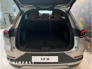 VinFast VF8 PLUS | 🔋⚡️10 Jahre Garantie - 4x4 Antrieb - Umfang. ADAS Paket⚡️🔋