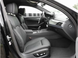 BMW 530 e xDrive Touring*Sportpaket*Komfortsitze*AHK